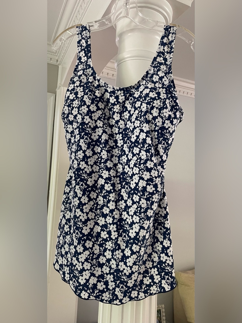 Shore Shapes women’s size 14 one piece swimsuit floral print in Navy and white